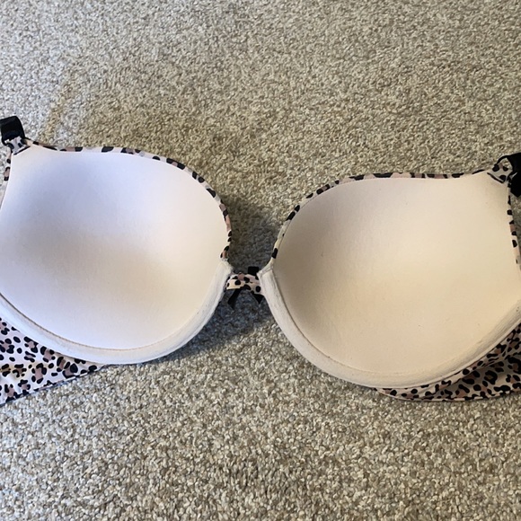 Victoria’s Secret Leopard Print Push Up Bra EUC 34D - Picture 6 of 8